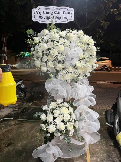 Hv 25 Vòng Hoa Viếng Đám Tang Đẹp Thanh Lịch