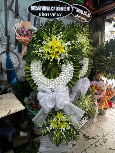 Hv 28 Vòng Hoa Đám Tang 2 Tầng Ly Vàng Lan Trắng